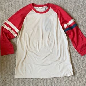 Cotopaxi Raglan 3/4 shirt.